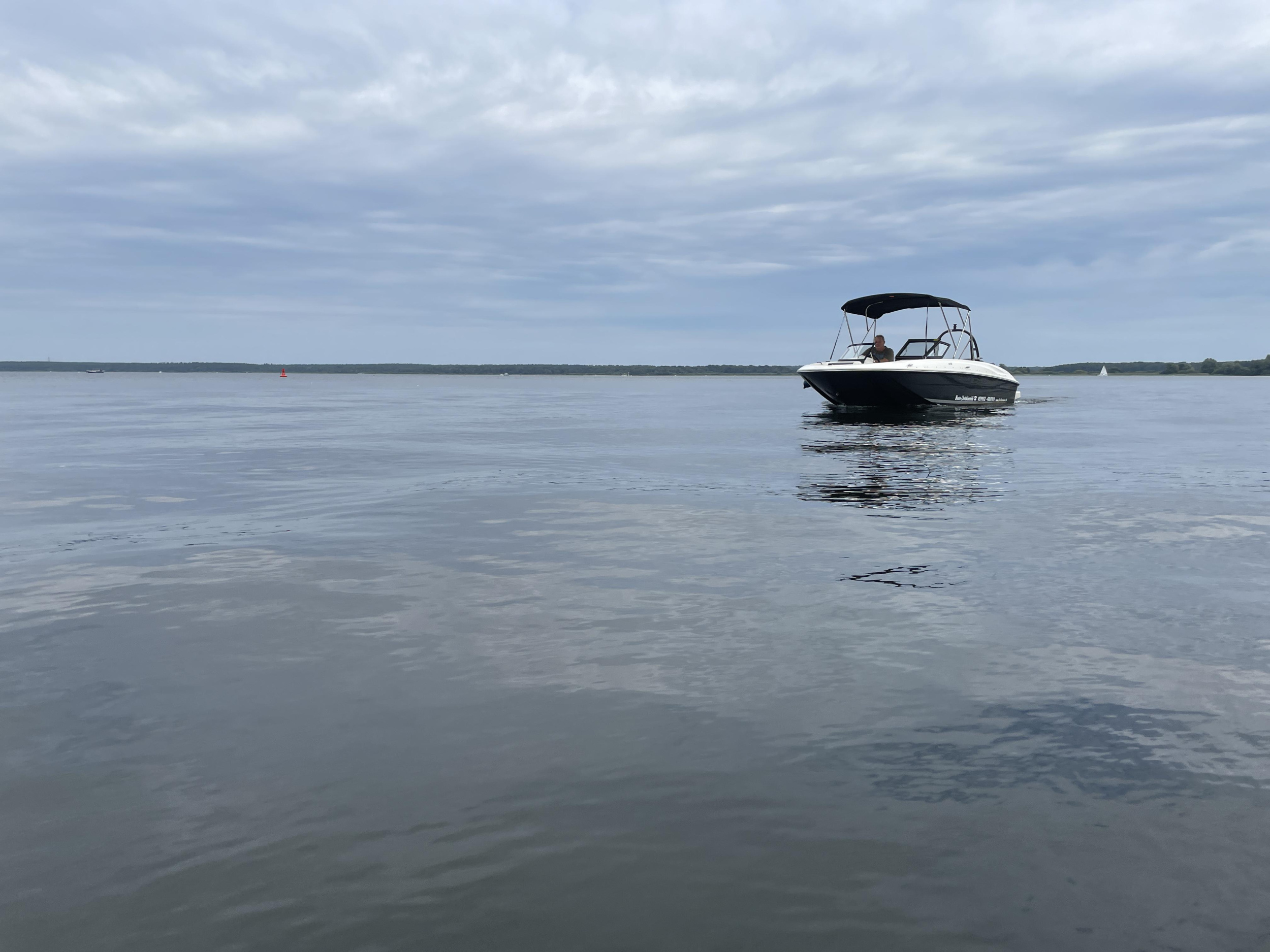 Bayliner E16 — photo 4