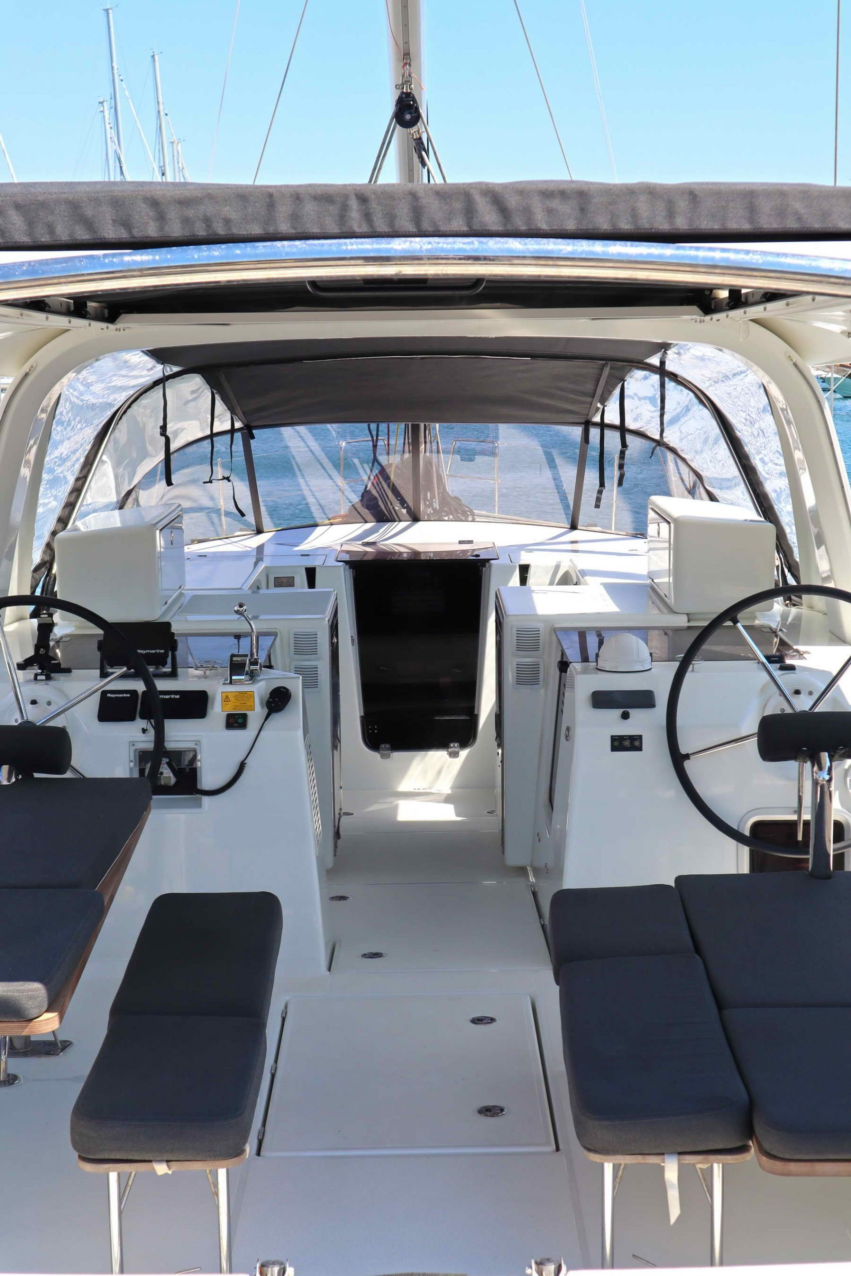 Sun Loft 47 (7 cab.) — photo 17