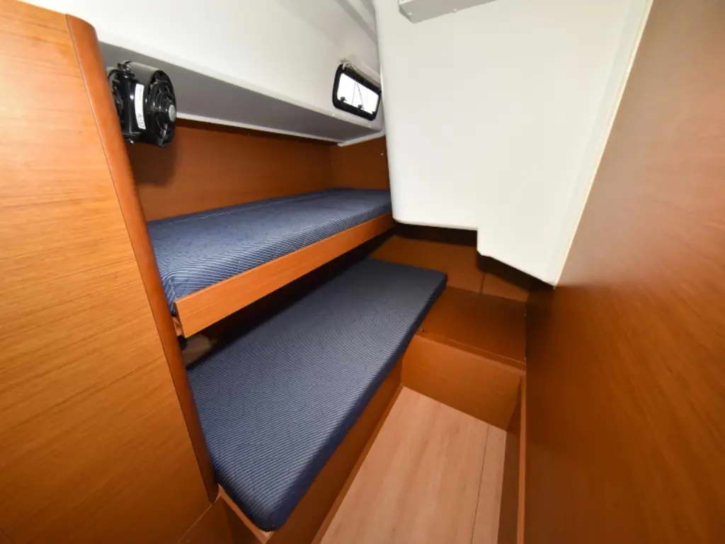 Sun Loft 47 (7 cab.) — photo 5