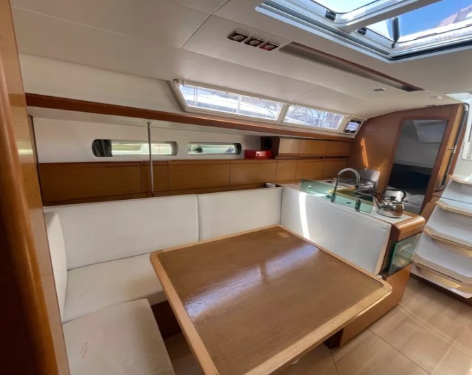 Sun Odyssey 419 (3 cab.) — photo 2