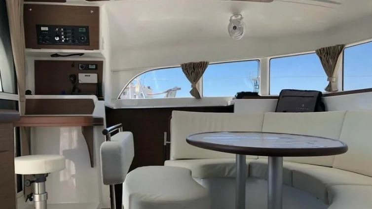 Lagoon 380 (4 cab.) — photo 3