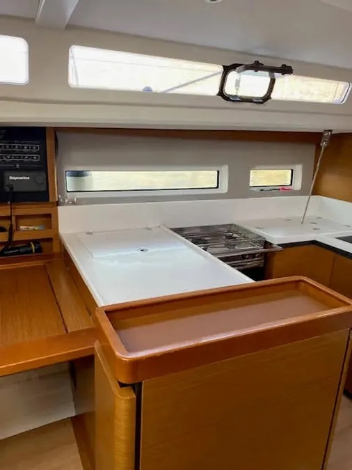 Sun Odyssey 440 (4 cab.) — photo 10
