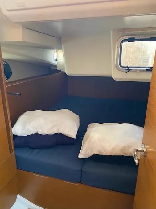 Sun Odyssey 440 (4 cab.) — photo 7