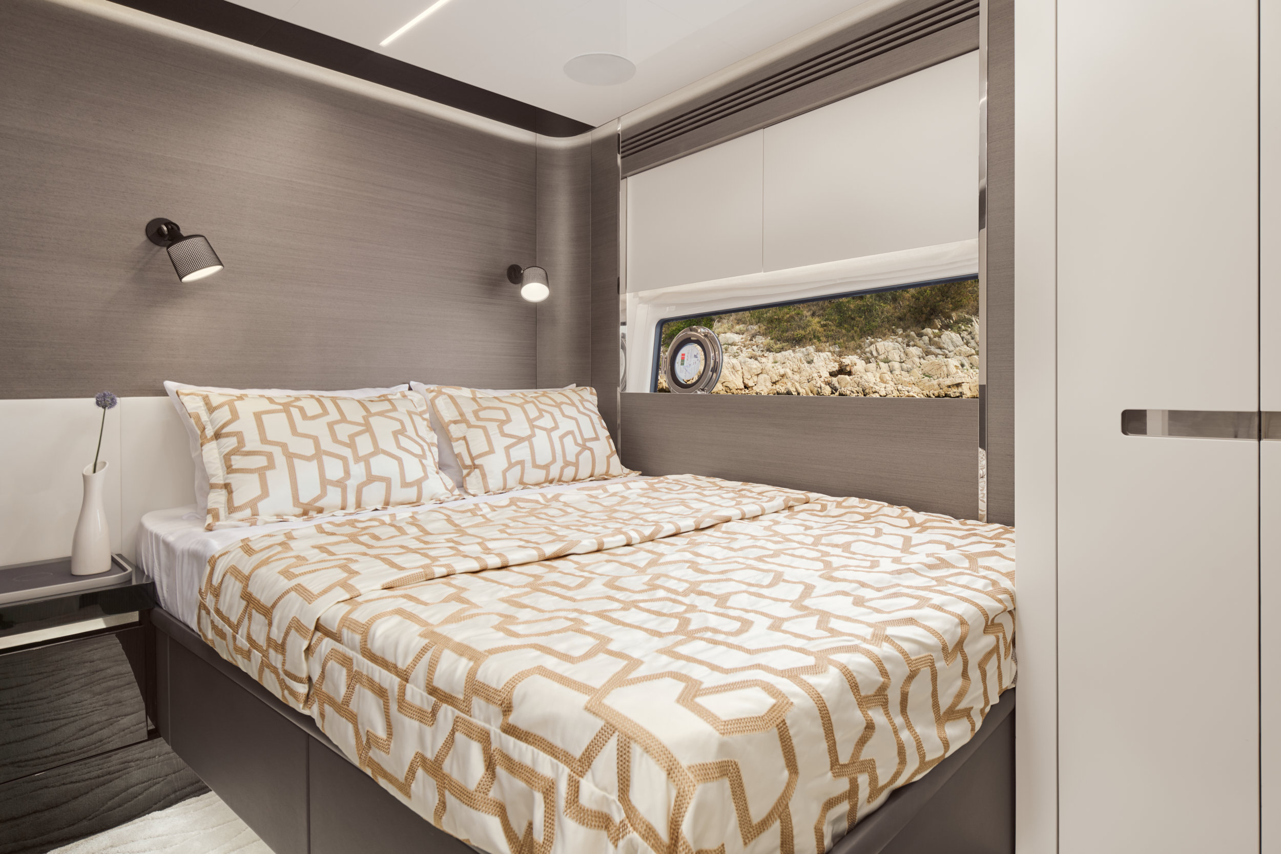 Azimut S8 — photo 6