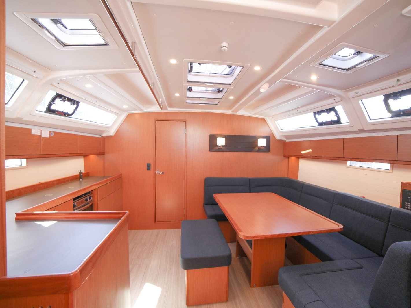 Bavaria Cruiser 46 — photo 6