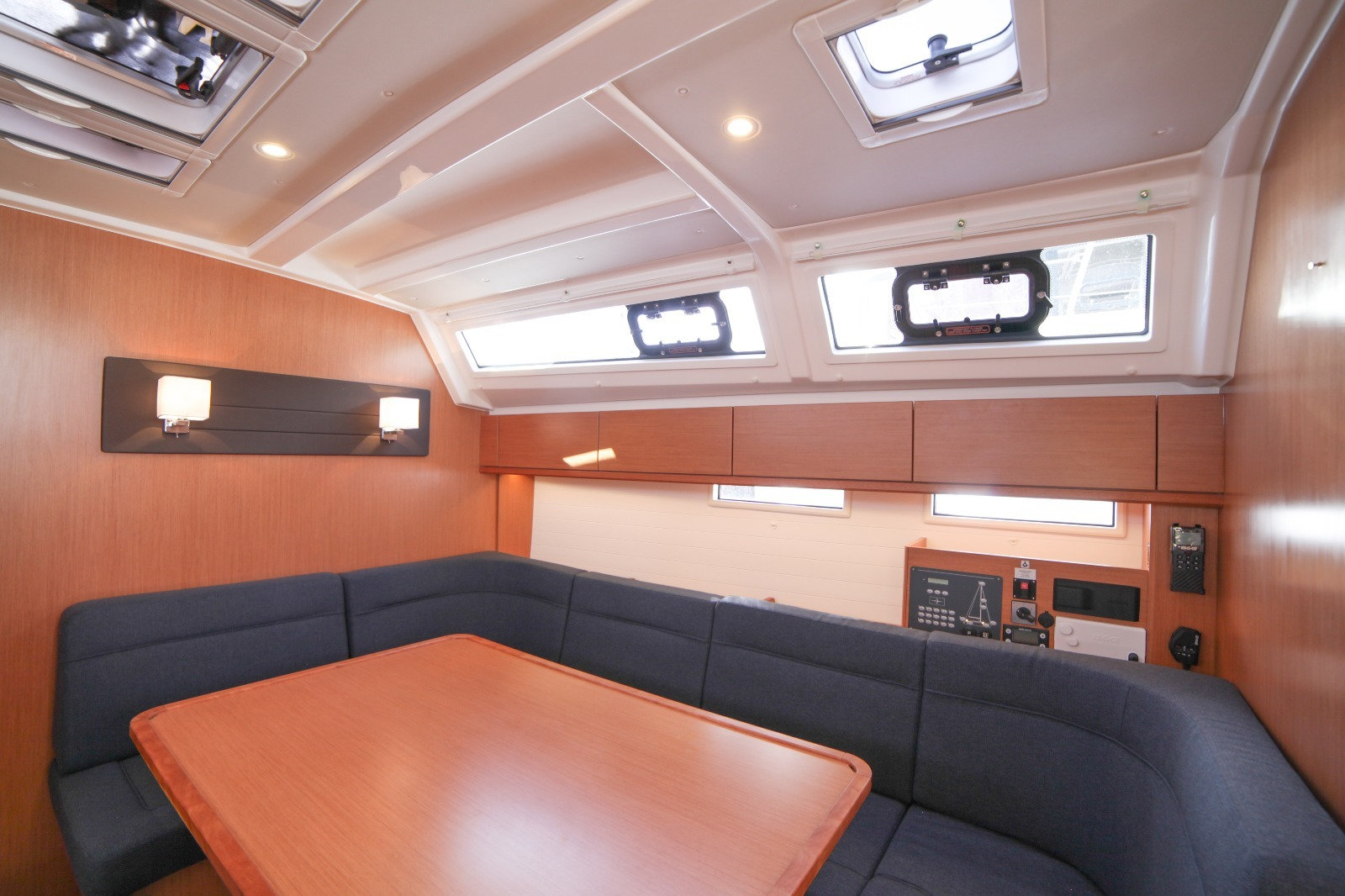 Bavaria Cruiser 46 — photo 10