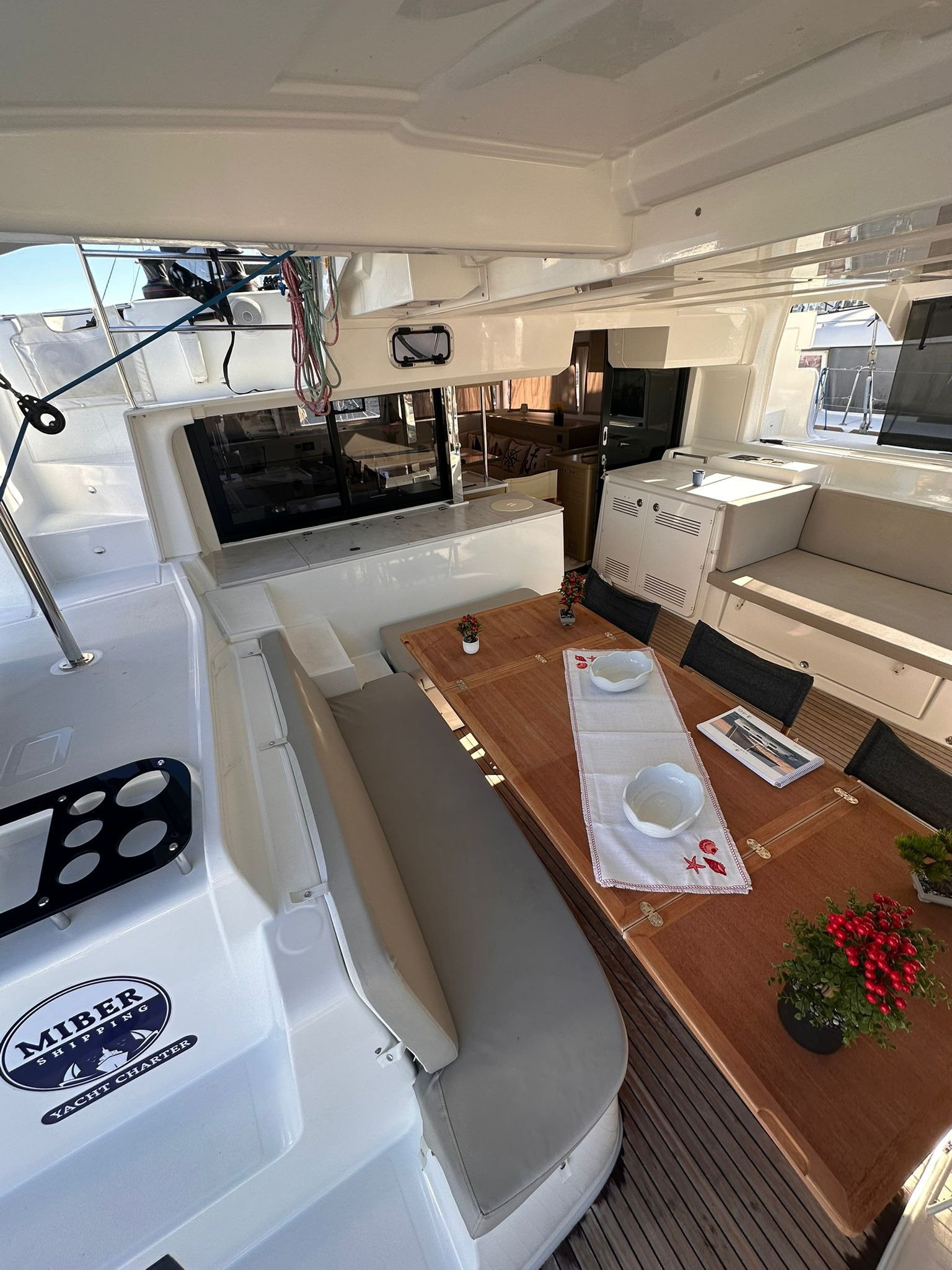 Lagoon 46 — photo 20