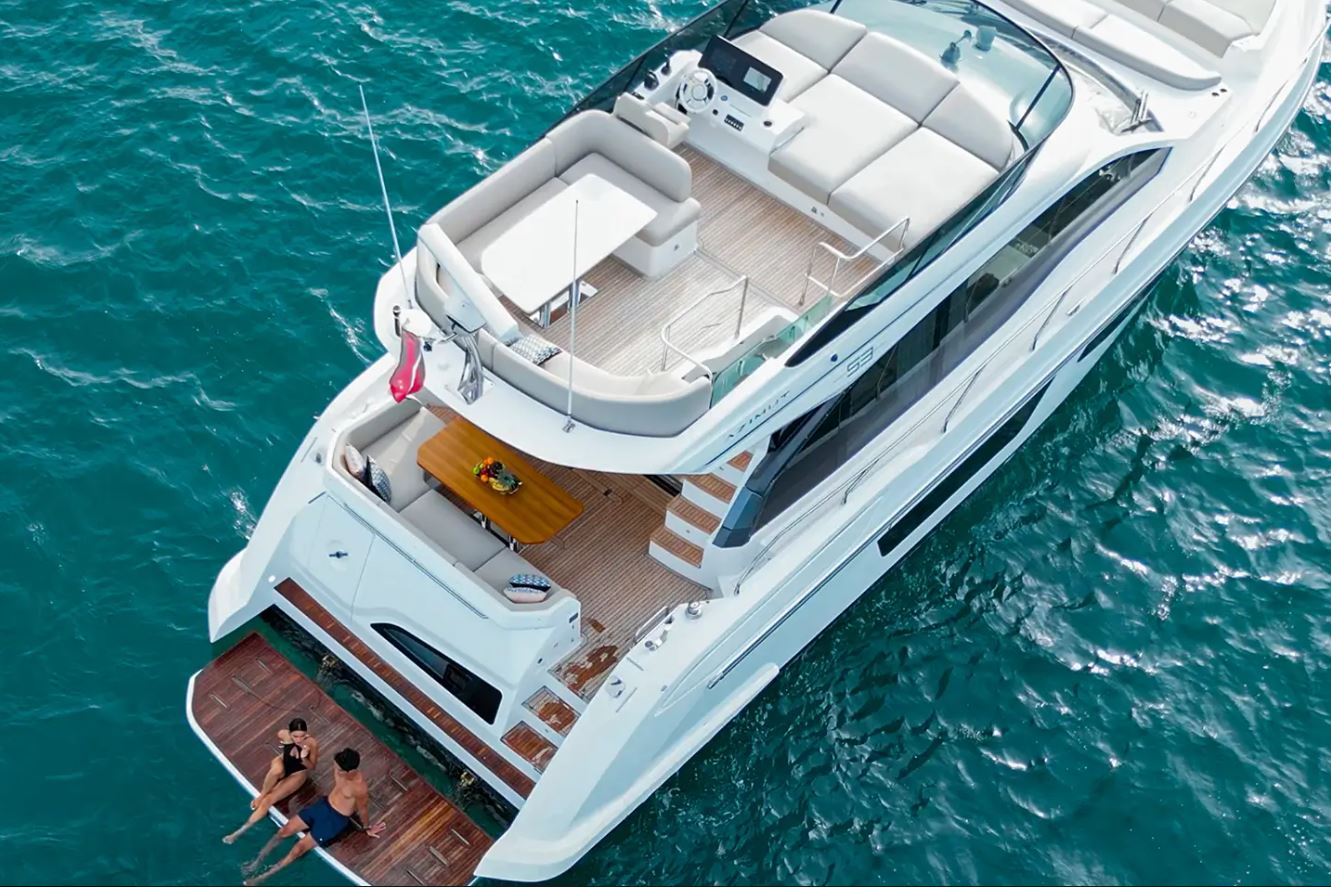 Azimut 53 Fly — photo 7