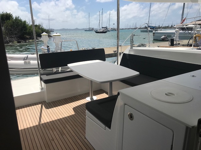 Lagoon 450 Fly — photo 13