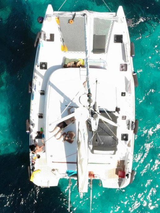 Lagoon 40 — photo 17