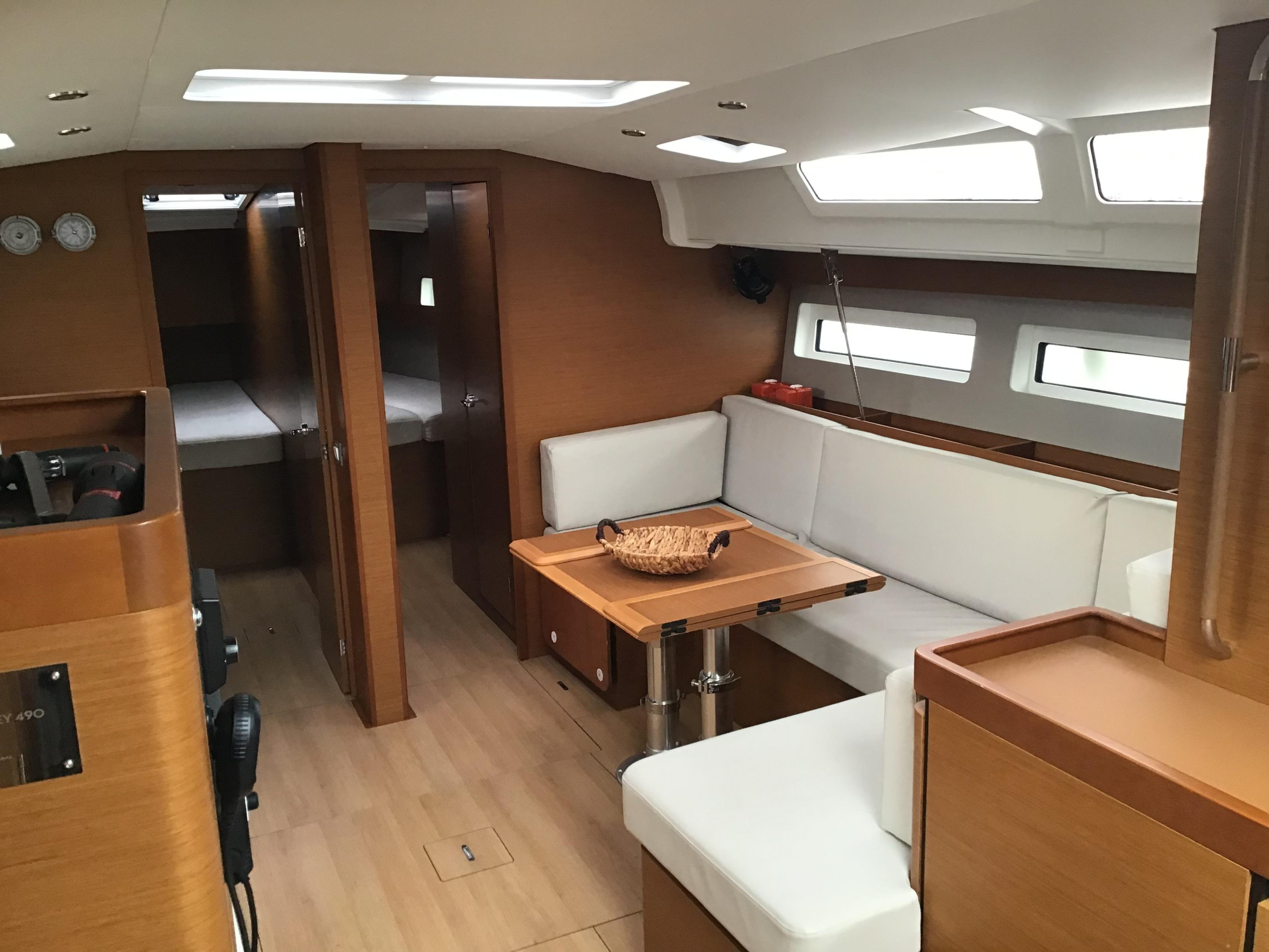 Sun Odyssey 490 — photo 5