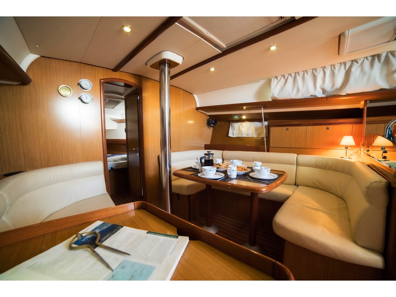 Sun Odyssey 42 i — photo 4