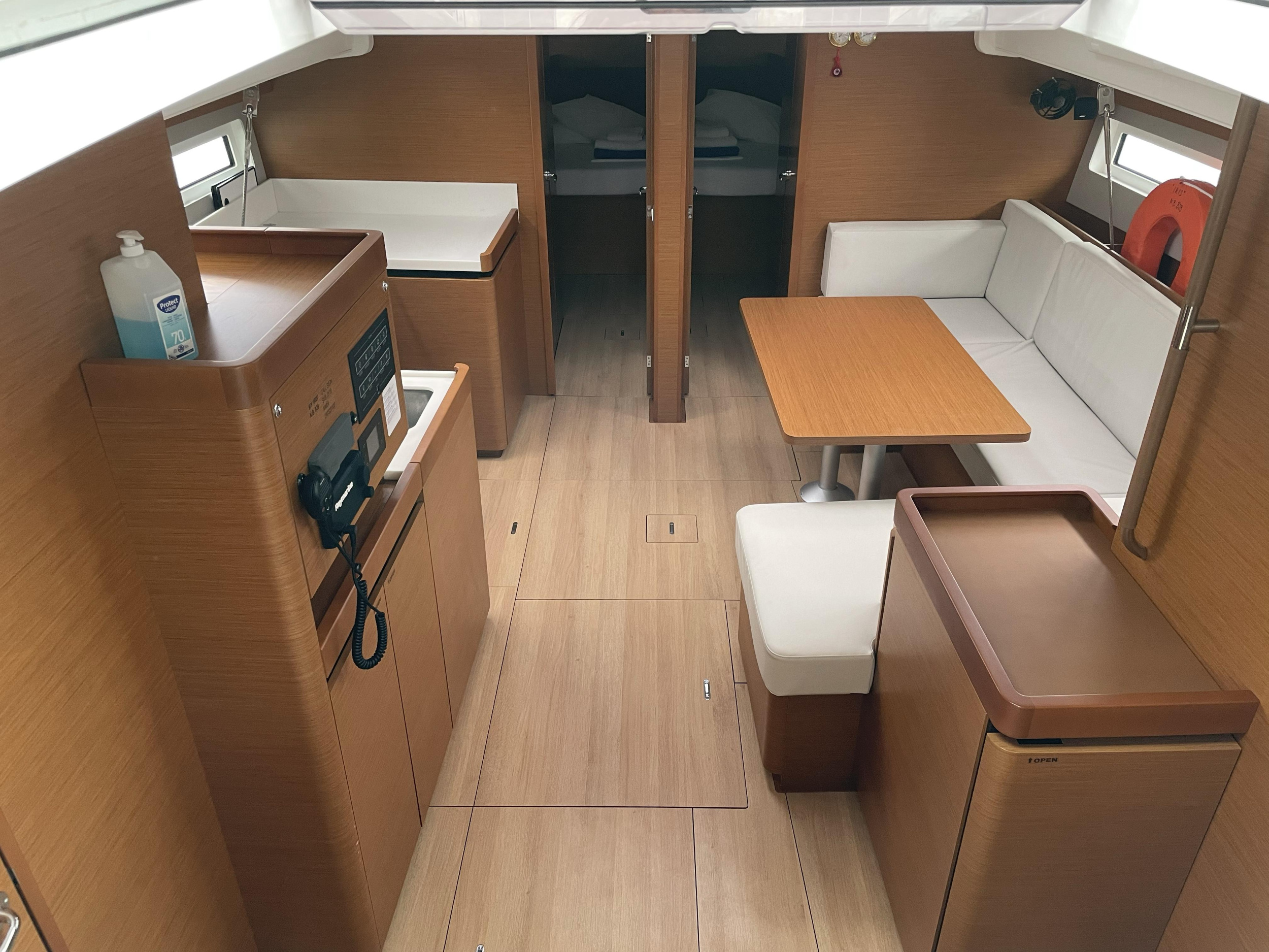 Sun Odyssey 490 — photo 7