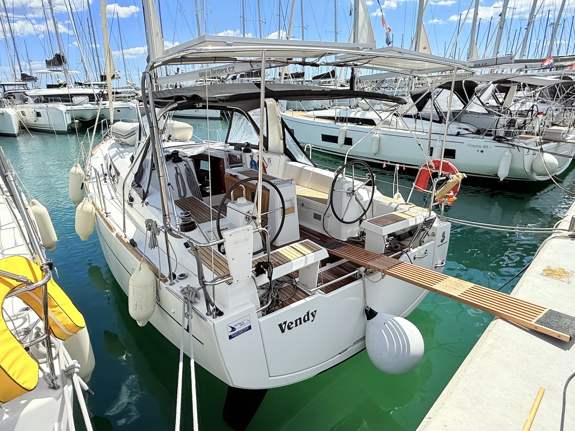 Oceanis 35 — photo 9
