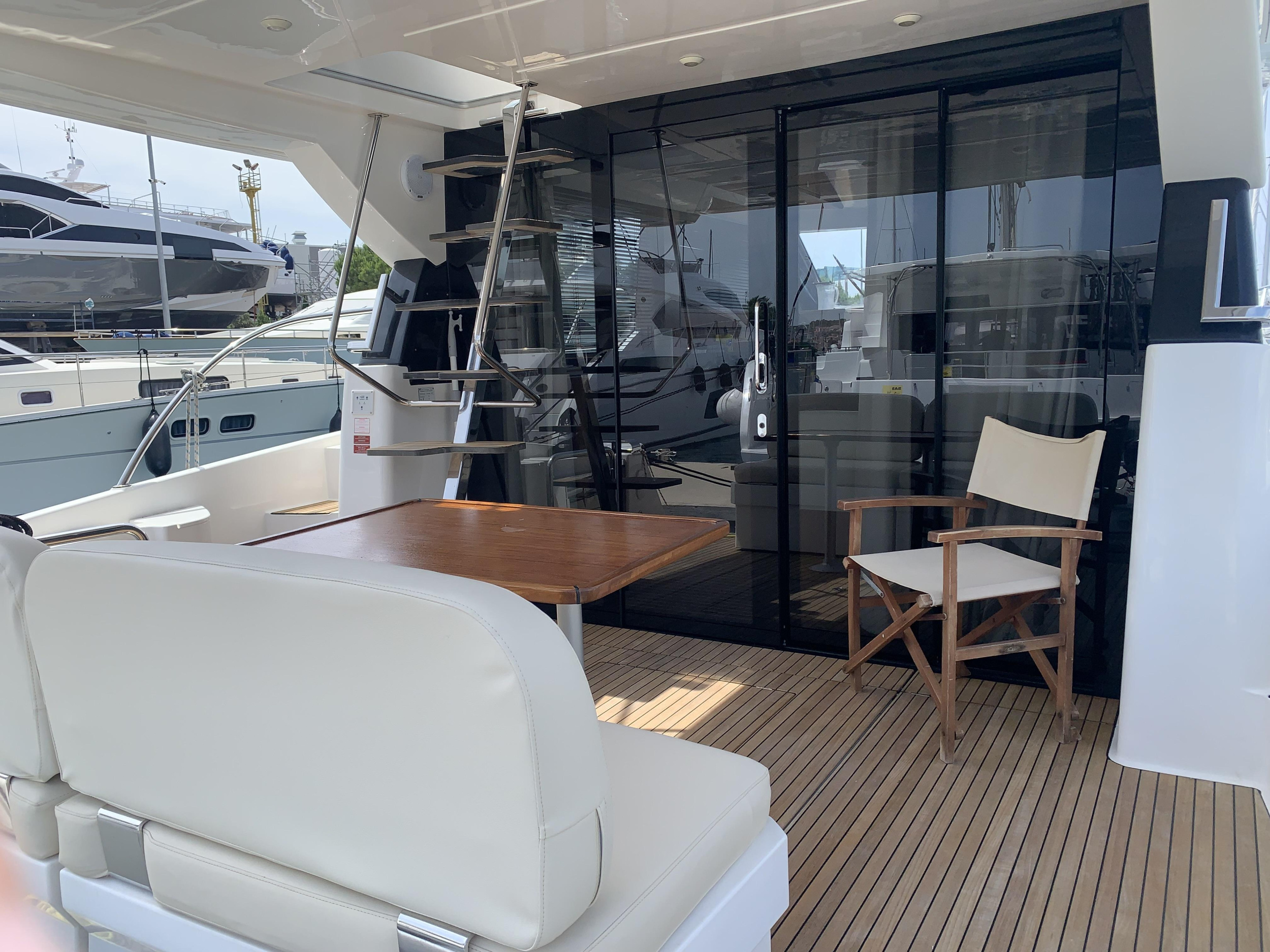Bavaria Virtess 420 Fly — photo 29