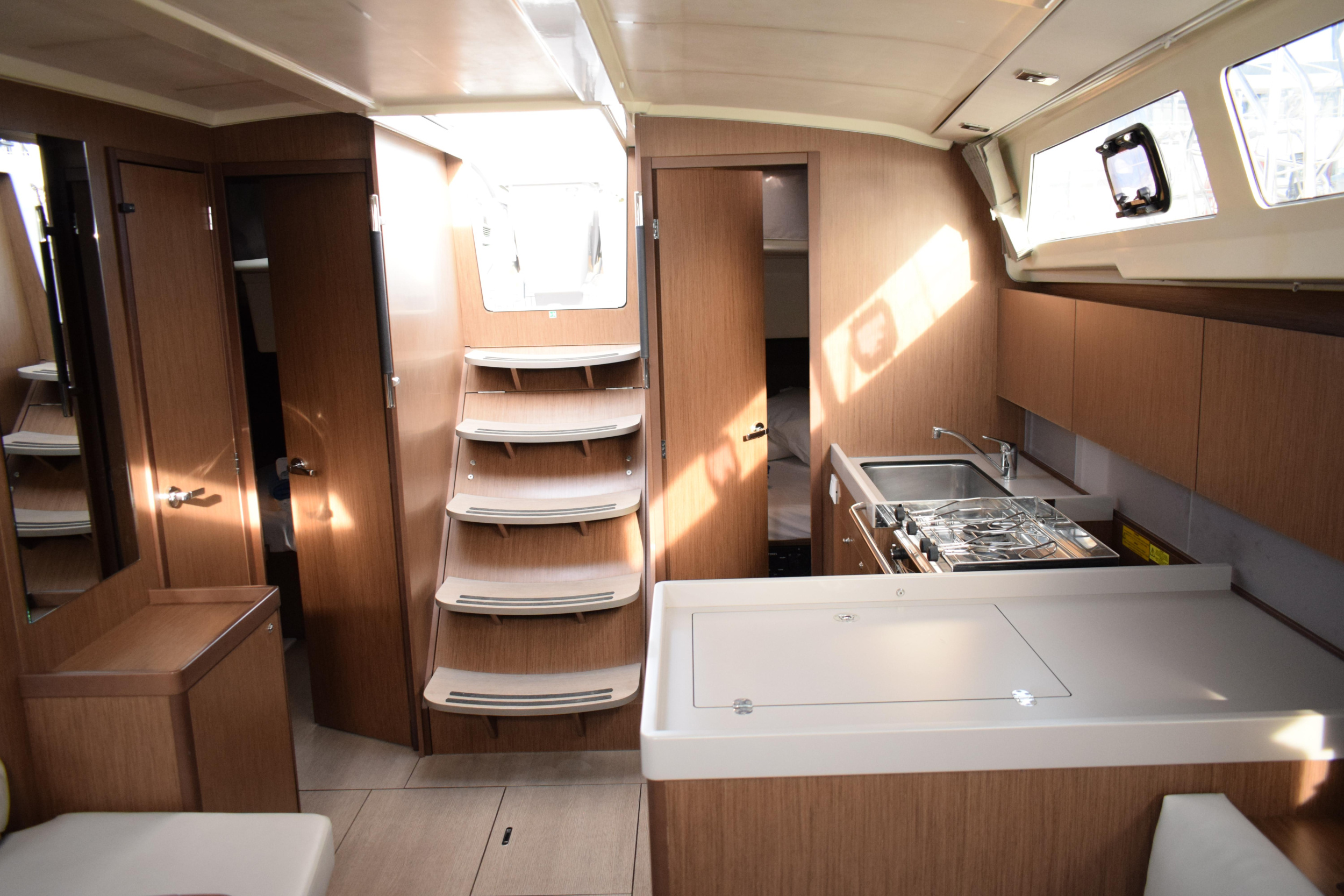 Oceanis 41.1 — photo 10