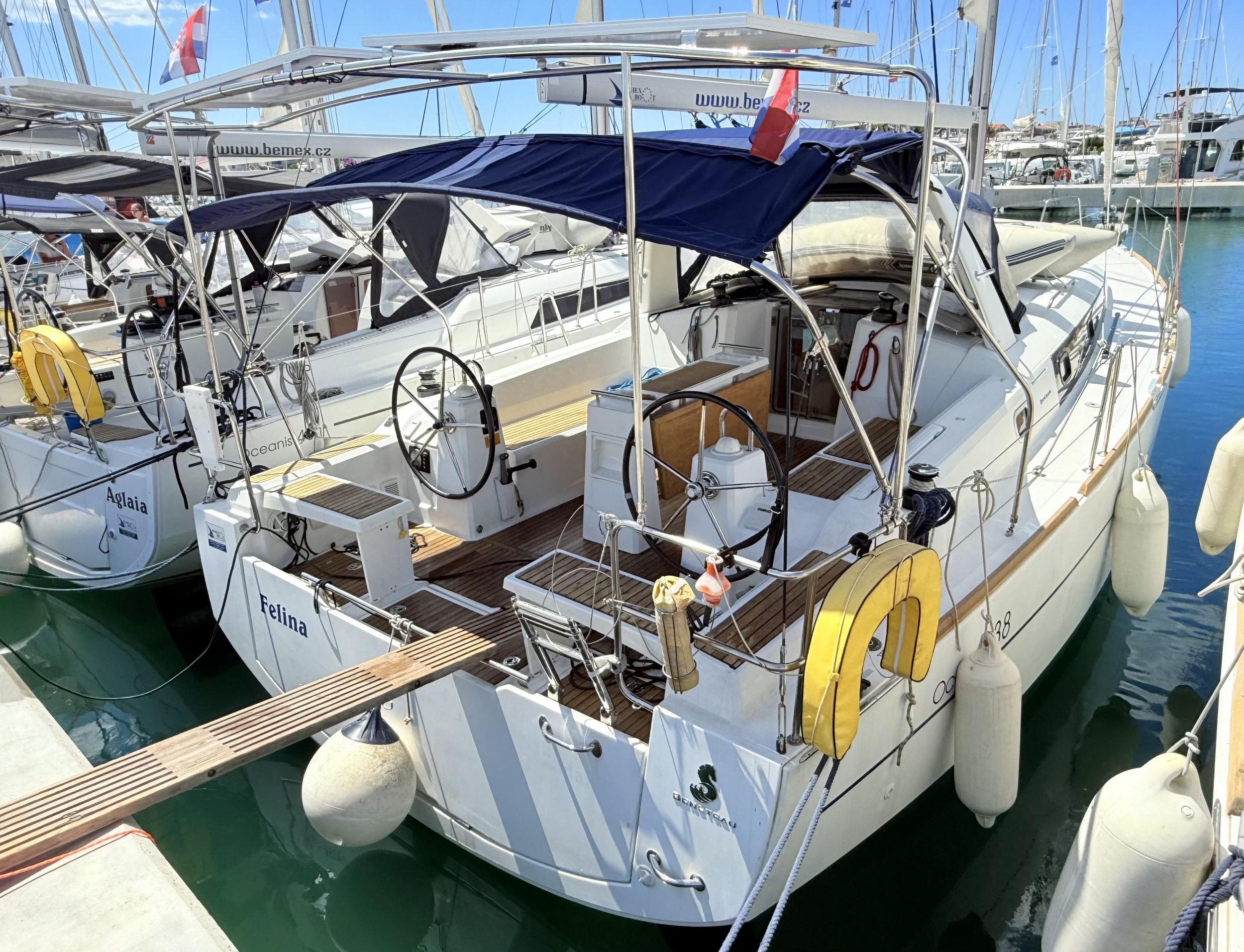Oceanis 38 — photo 10