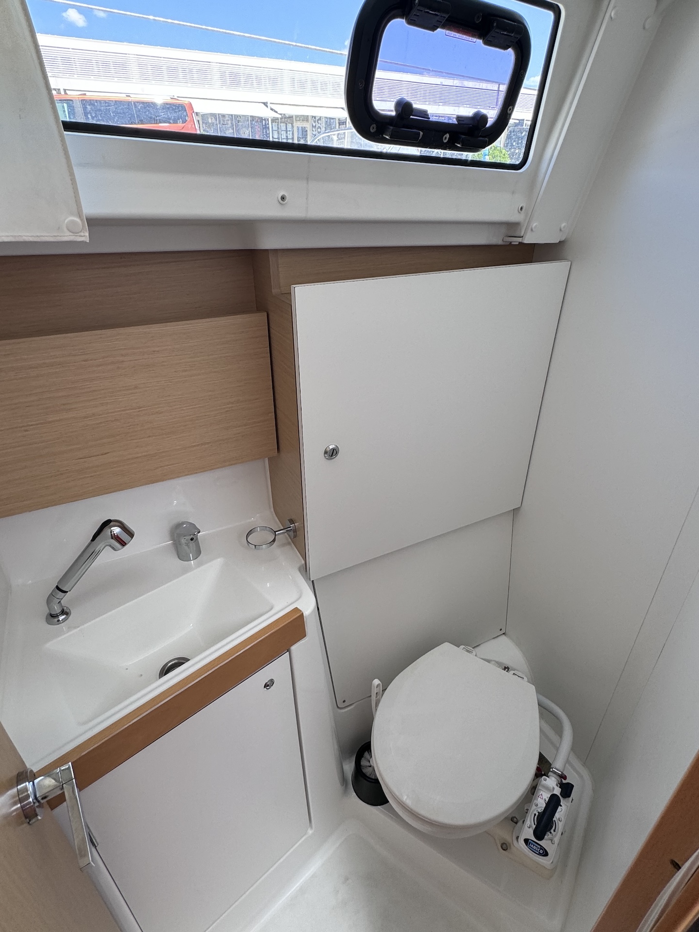 Oceanis 38 — photo 4