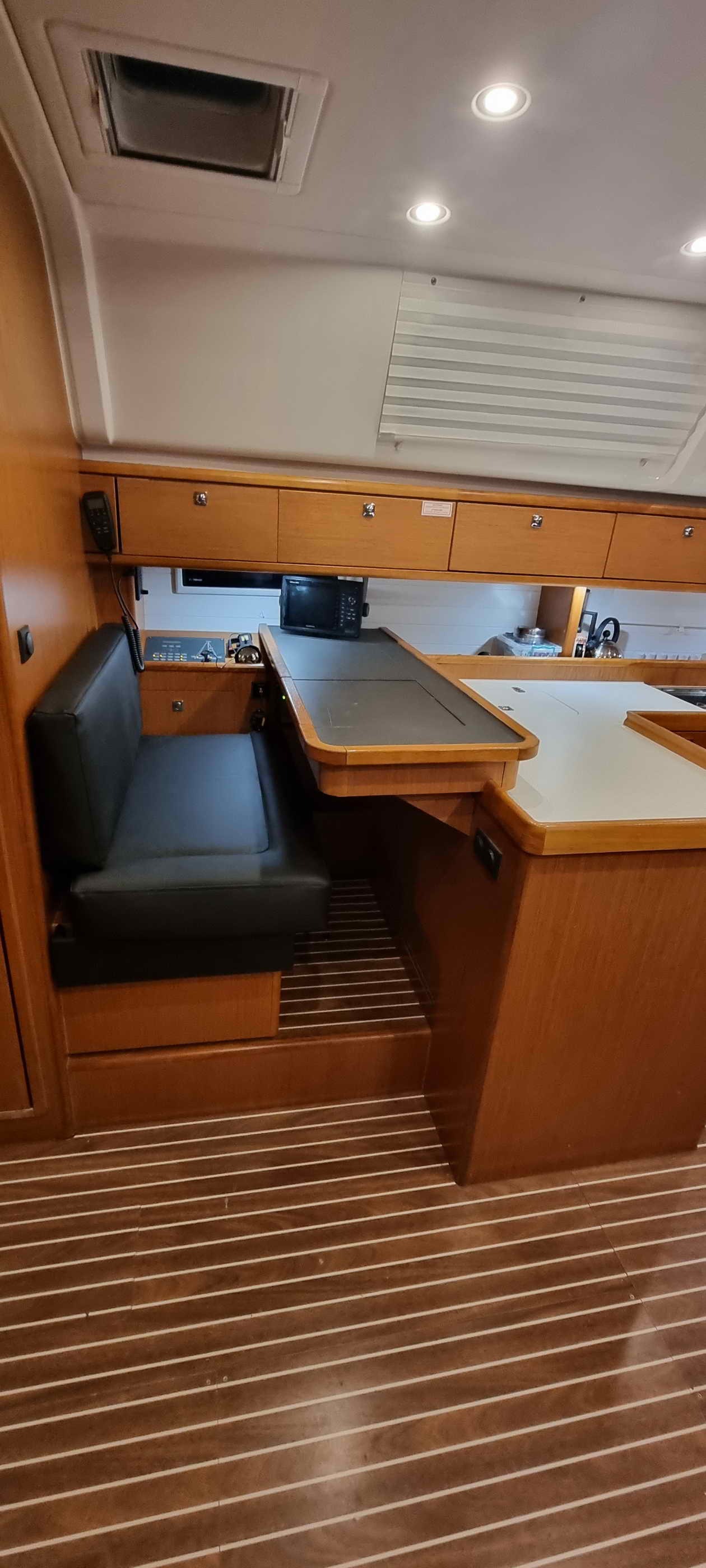 Bavaria Cruiser 51 (5 cab.) — photo 6