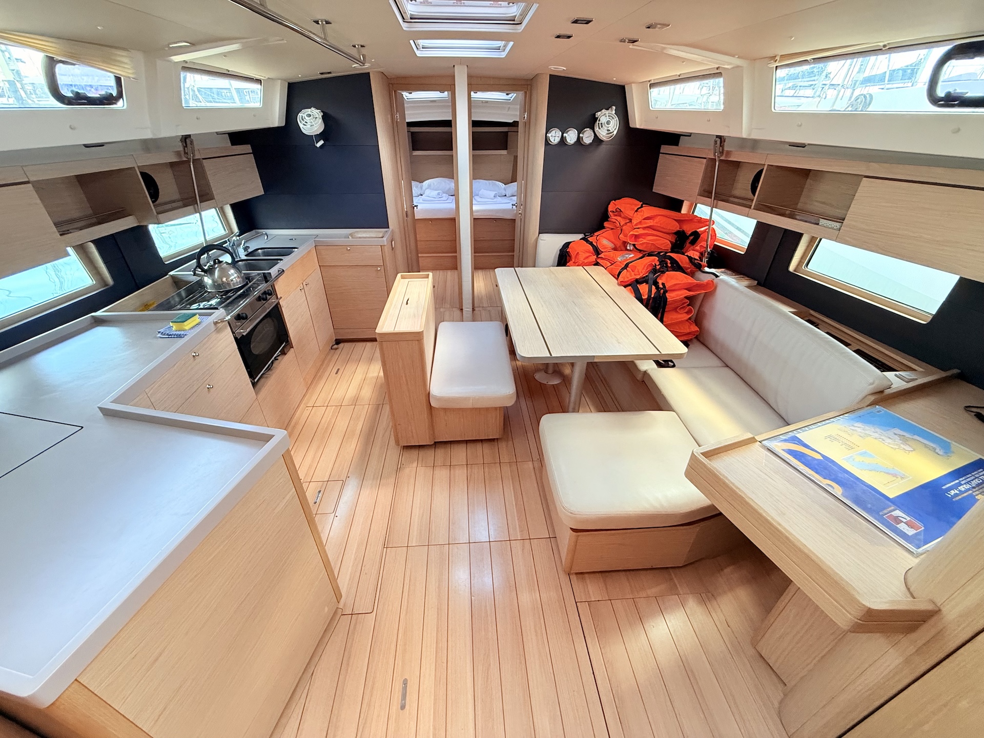 Oceanis 46.1 — photo 5