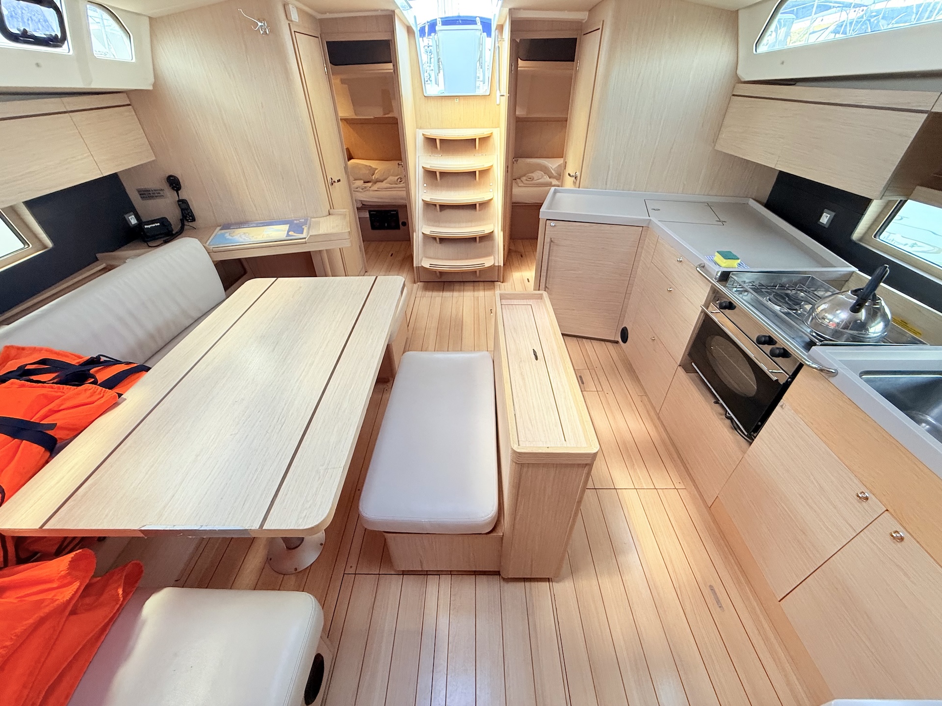 Oceanis 46.1 — photo 12