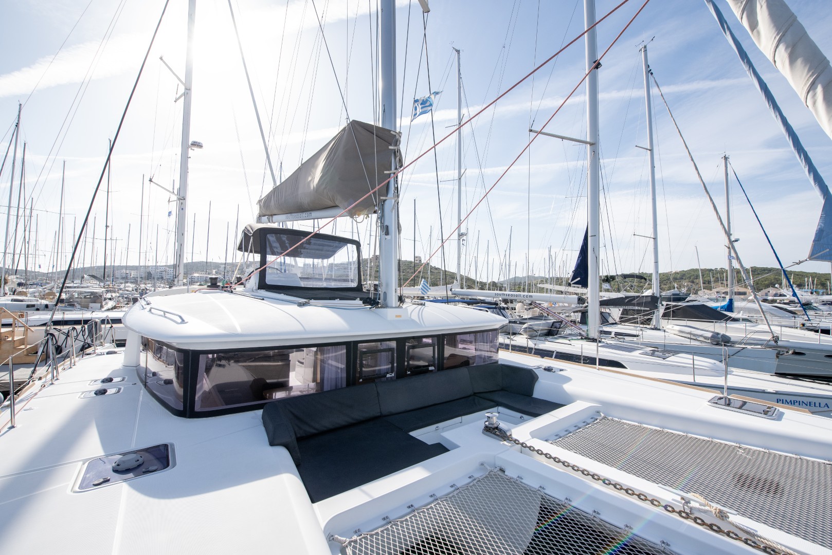 Lagoon 450 Fly — photo 14
