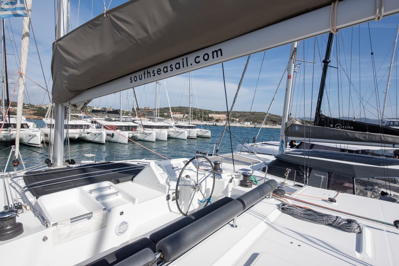 Lagoon 450 Fly — photo 13