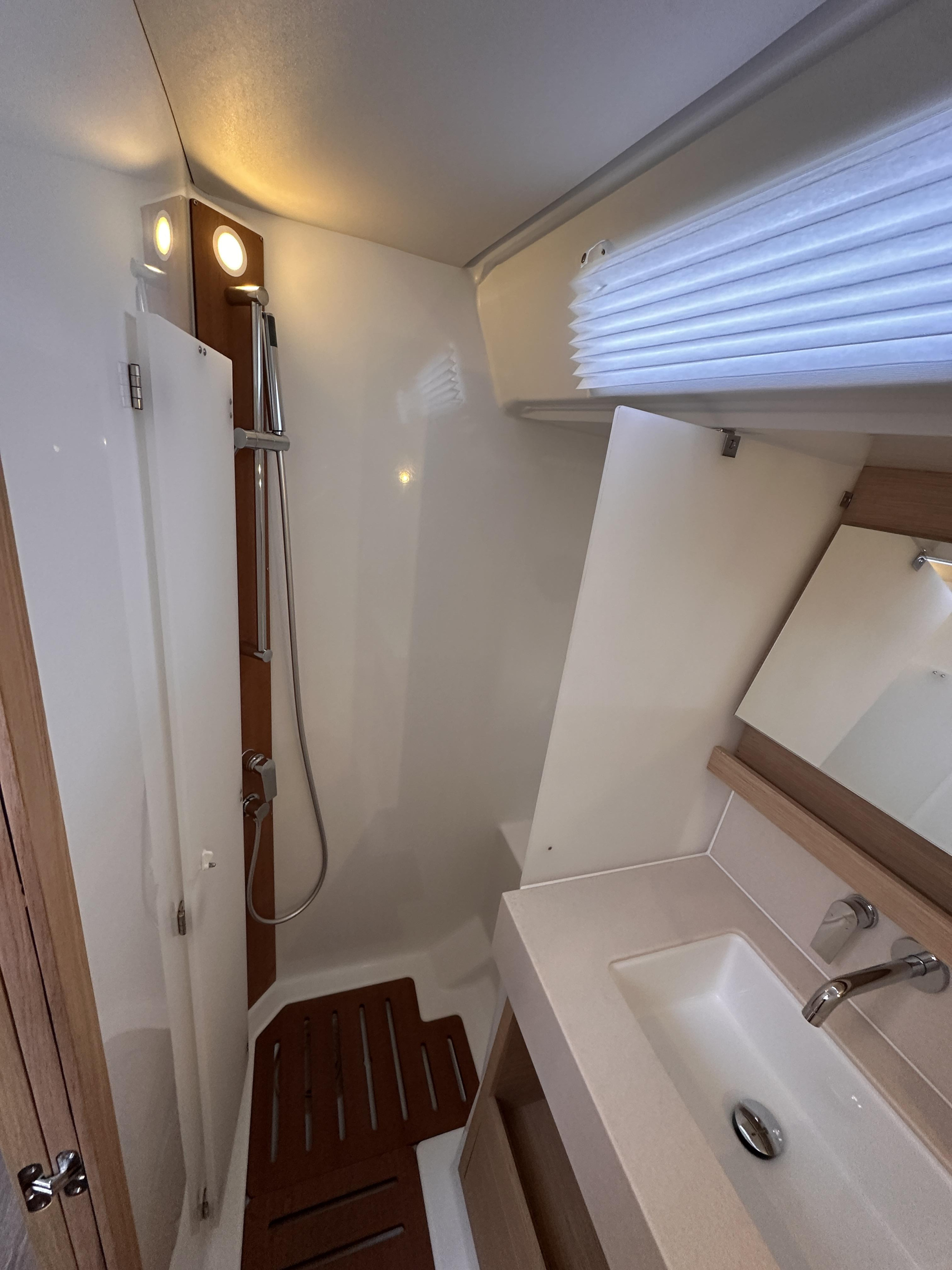 Dufour 470 — photo 23