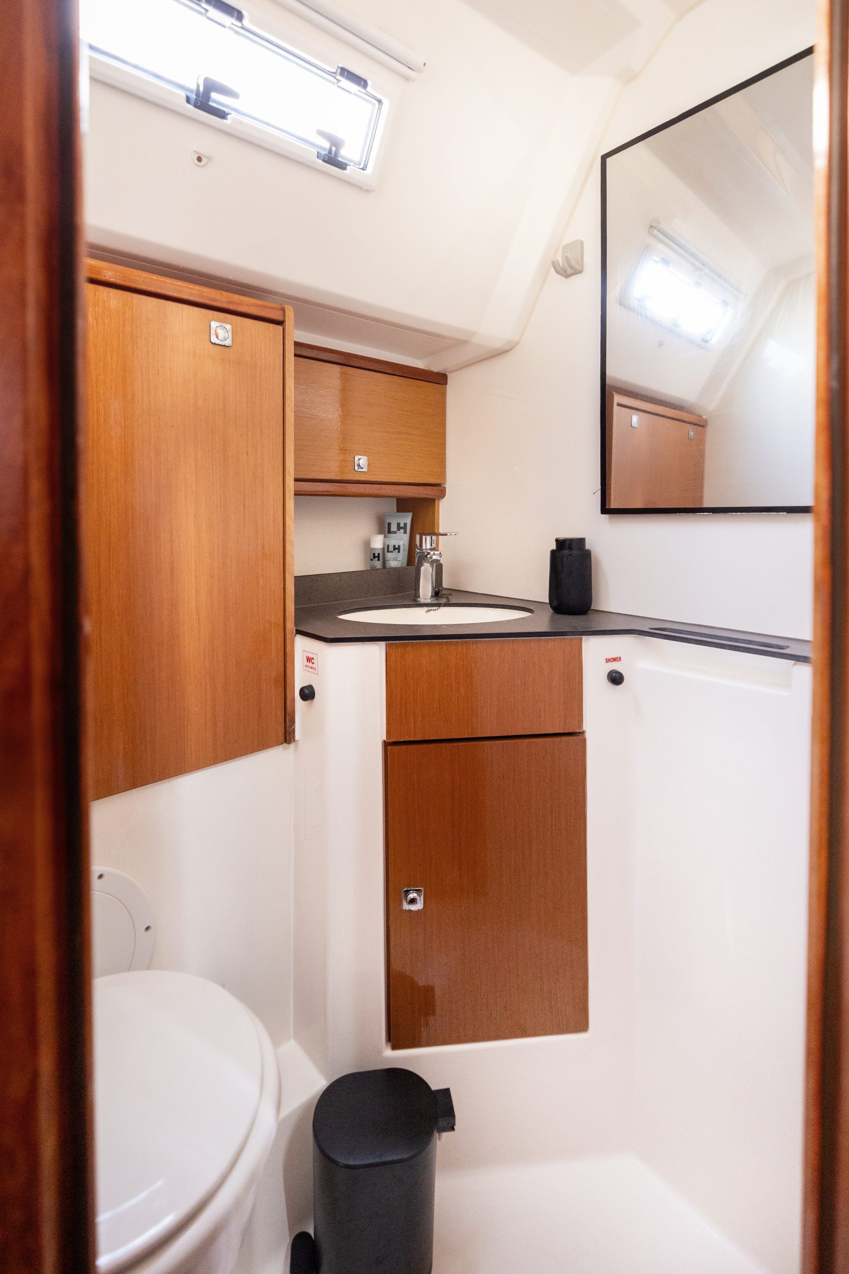 Bavaria Cruiser 46 — photo 8