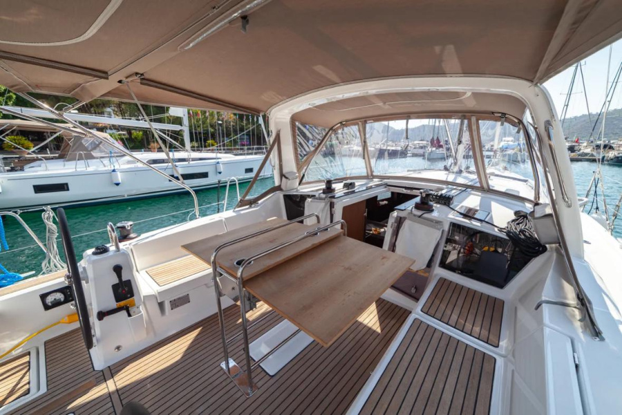 Oceanis 41.1 — photo 8