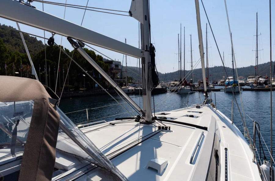 Oceanis 41.1 — photo 17