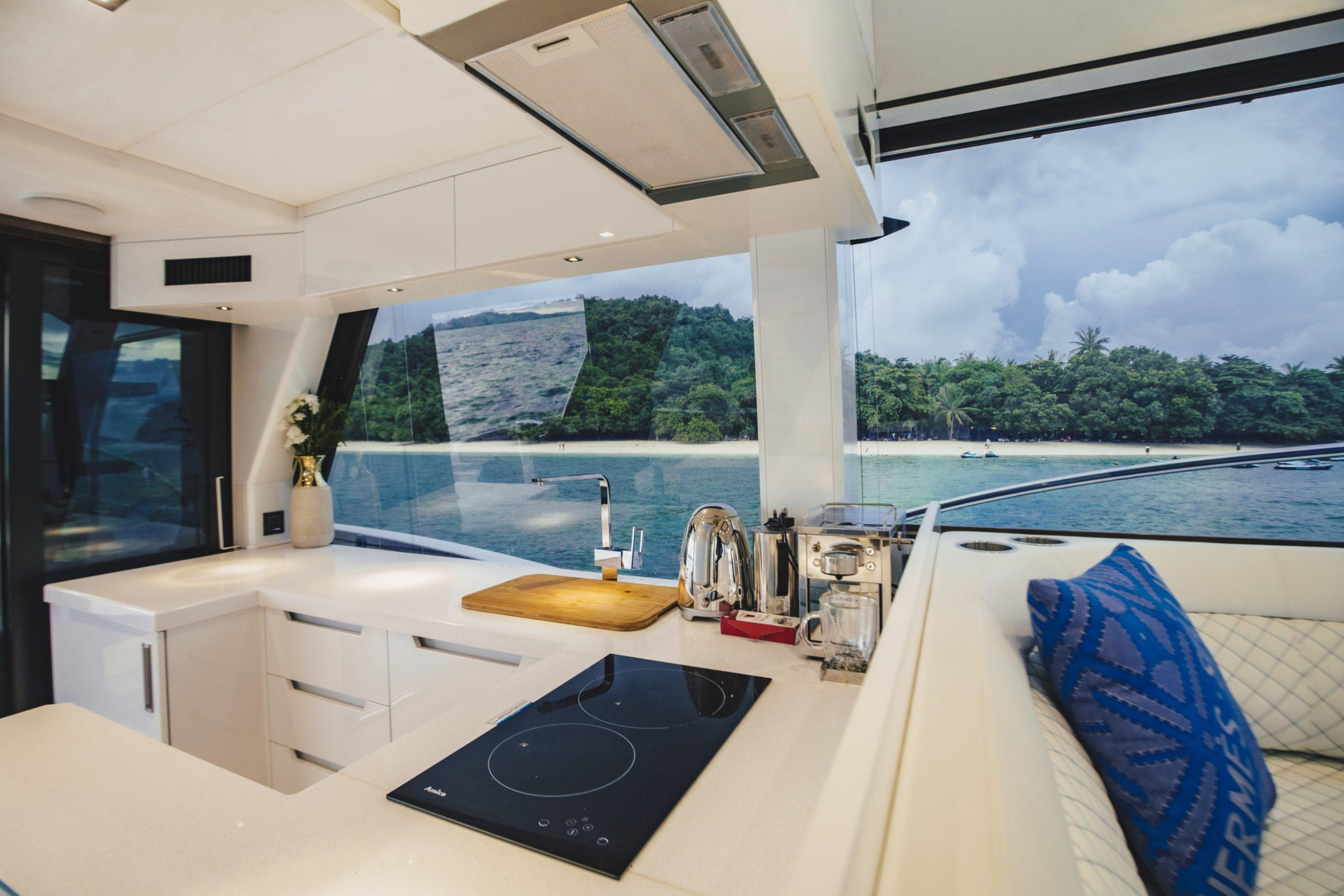 Galeon 500 Fly — photo 8