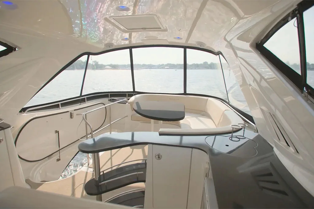 Meridian 541 Sedan — photo 5
