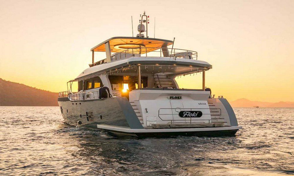 Motoryacht — photo 31