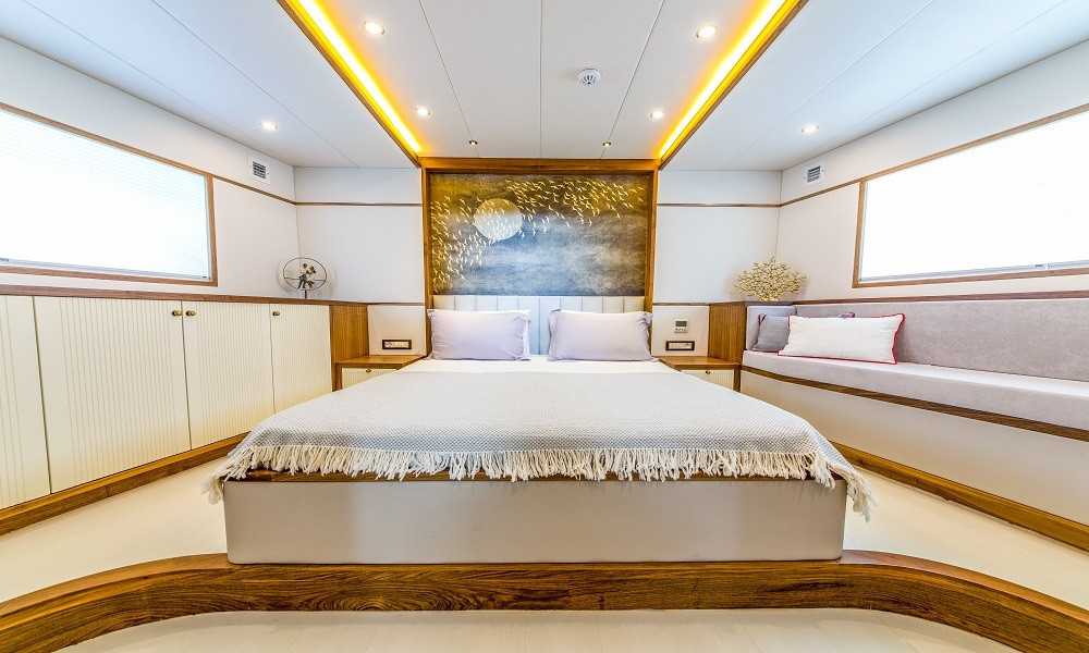 Motoryacht — photo 20