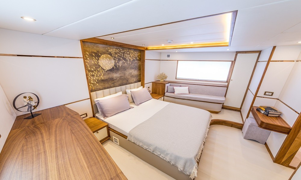Motoryacht — photo 36
