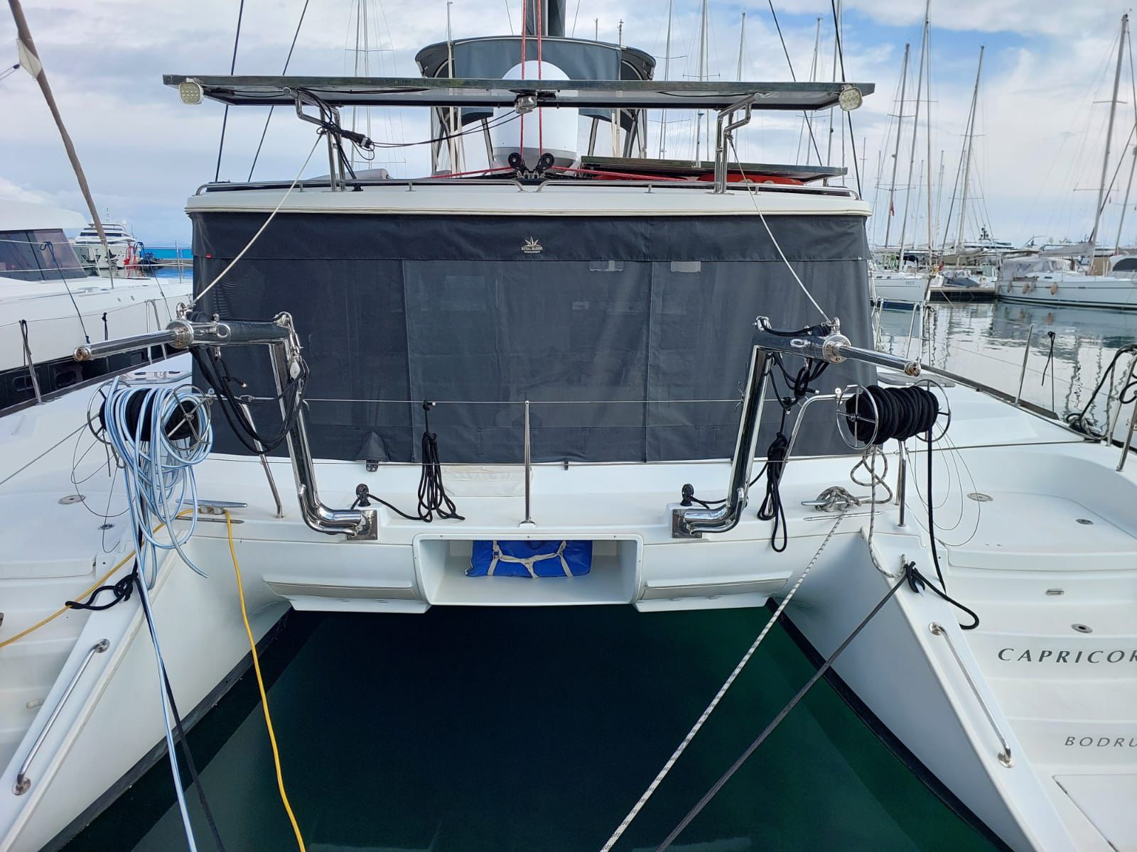Lagoon 440 — photo 2