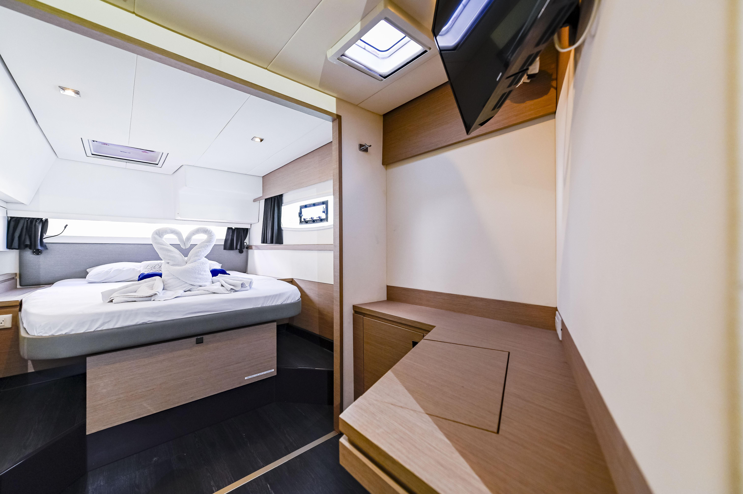 Fountaine Pajot Saba 50 (Owner's Version) — photo 11