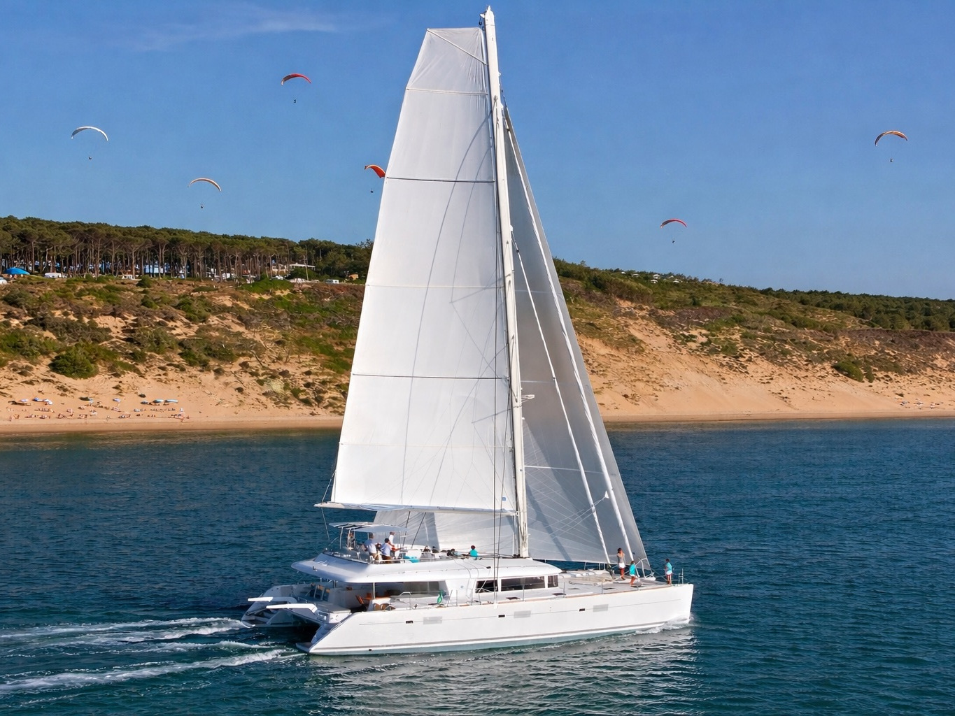 Lagoon 620 (3 cab) — photo 1