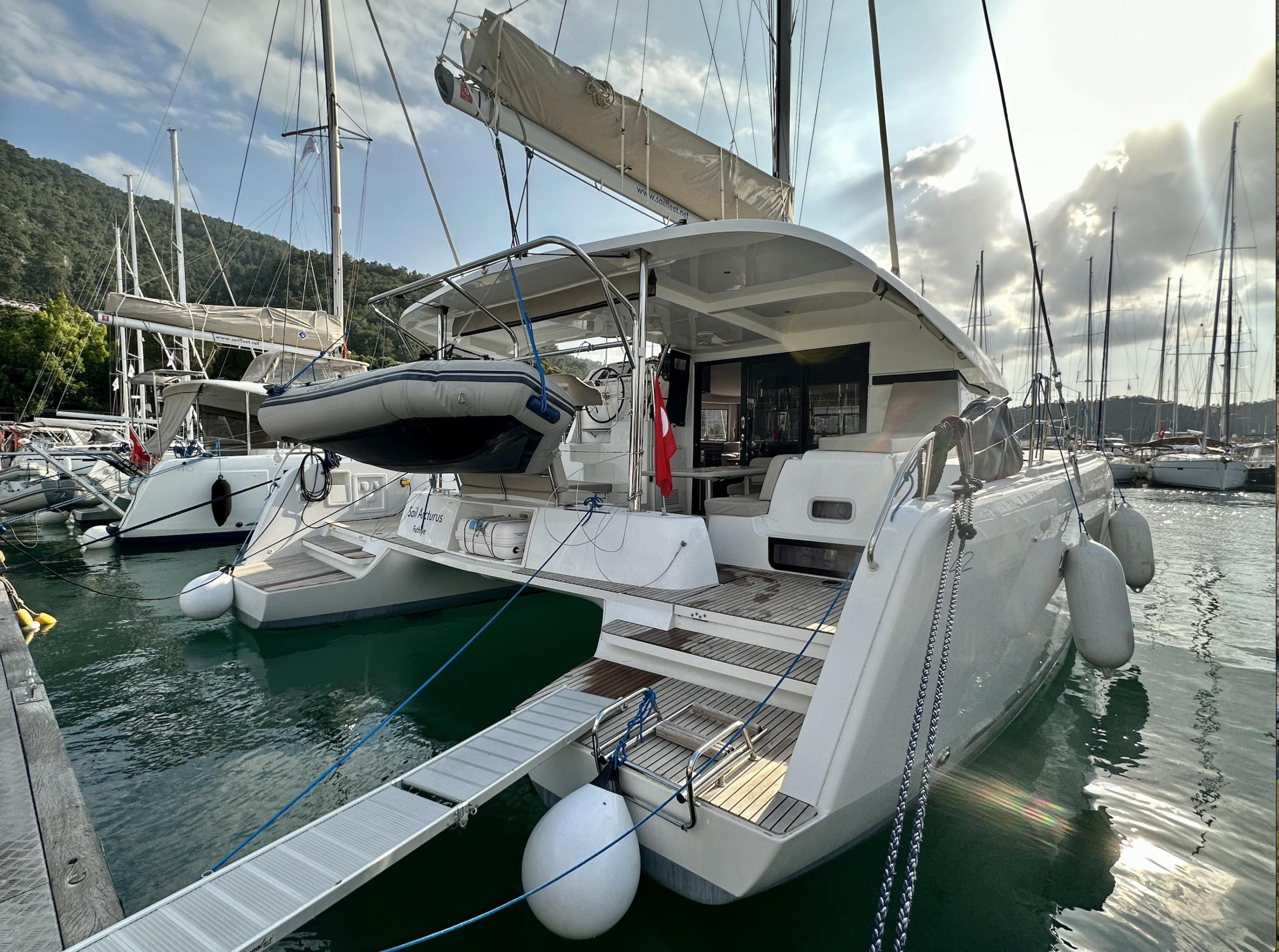 Lagoon 42 — photo 20