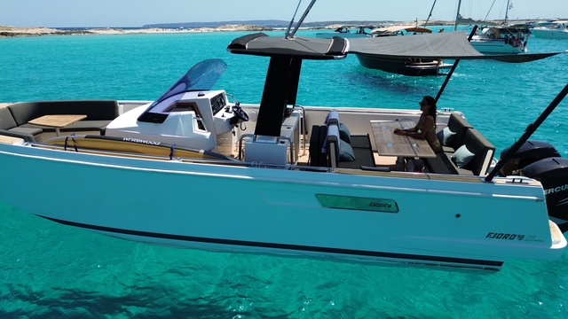 Fjord 38 Express — photo 16