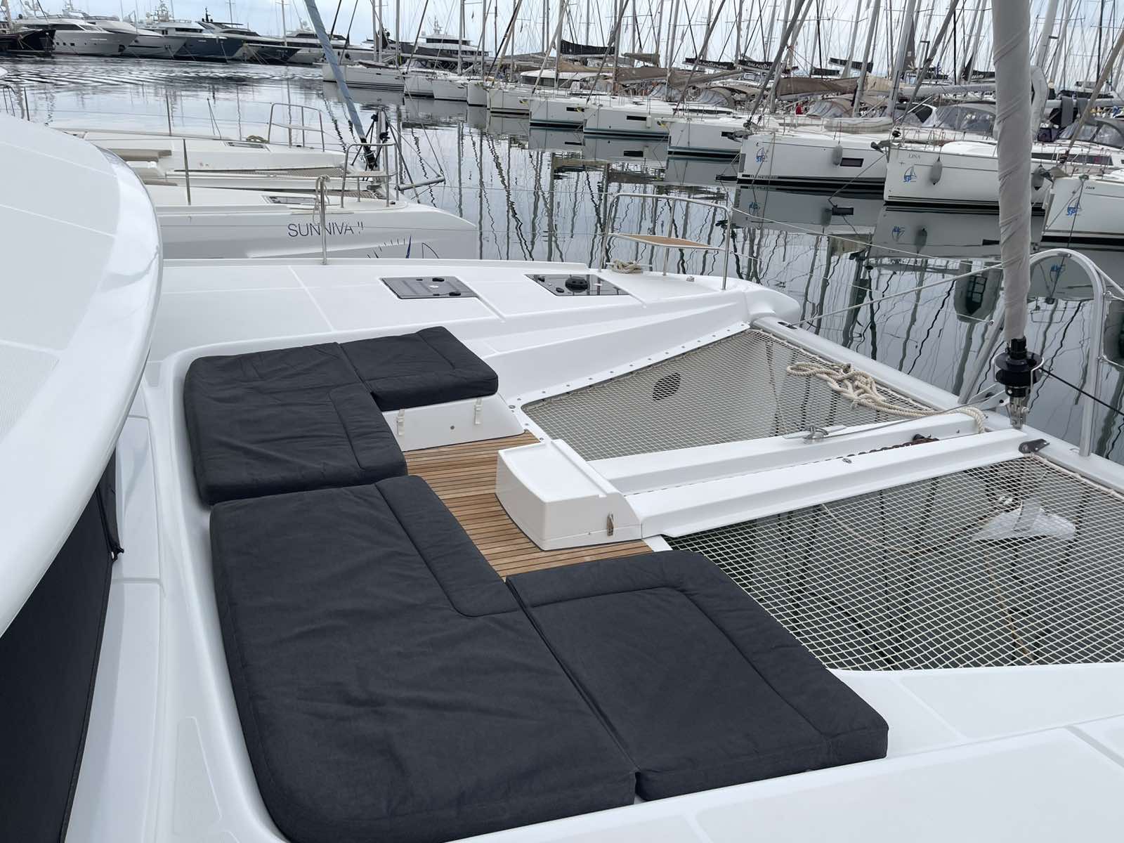Lagoon 50 — photo 2