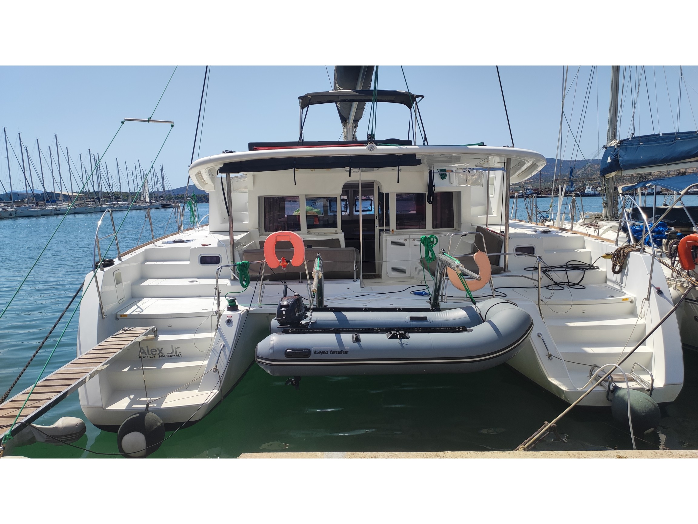 Lagoon 450 Flybridge — photo 1