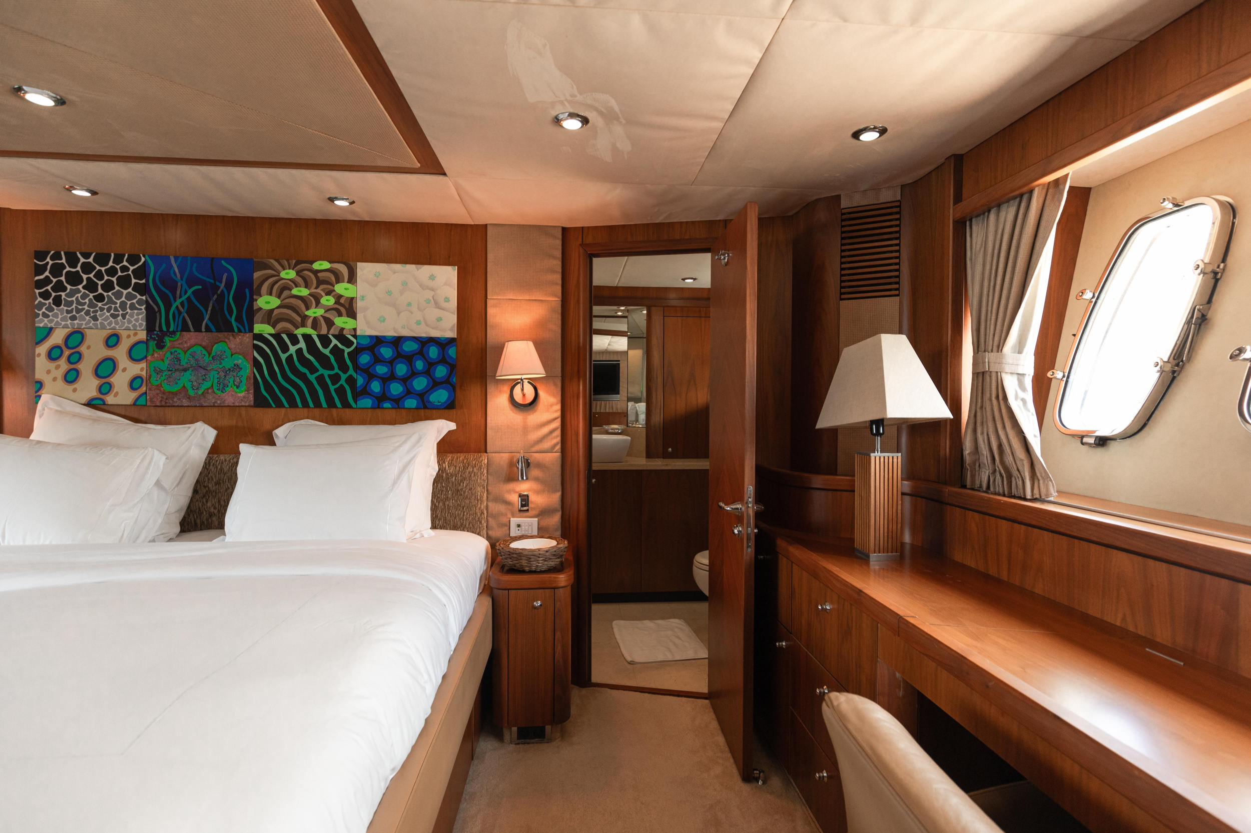Sunseeker 90 — photo 38
