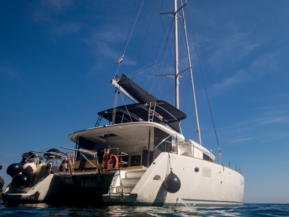 Lagoon 450 Fly — photo 1