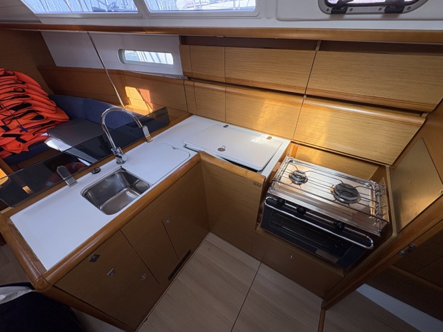 Sun odyssey 379 performance — photo 2