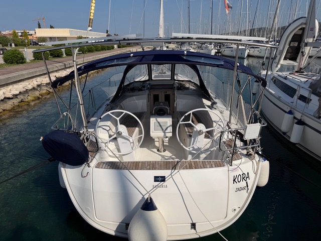 Bavaria Cruiser 34 — photo 1