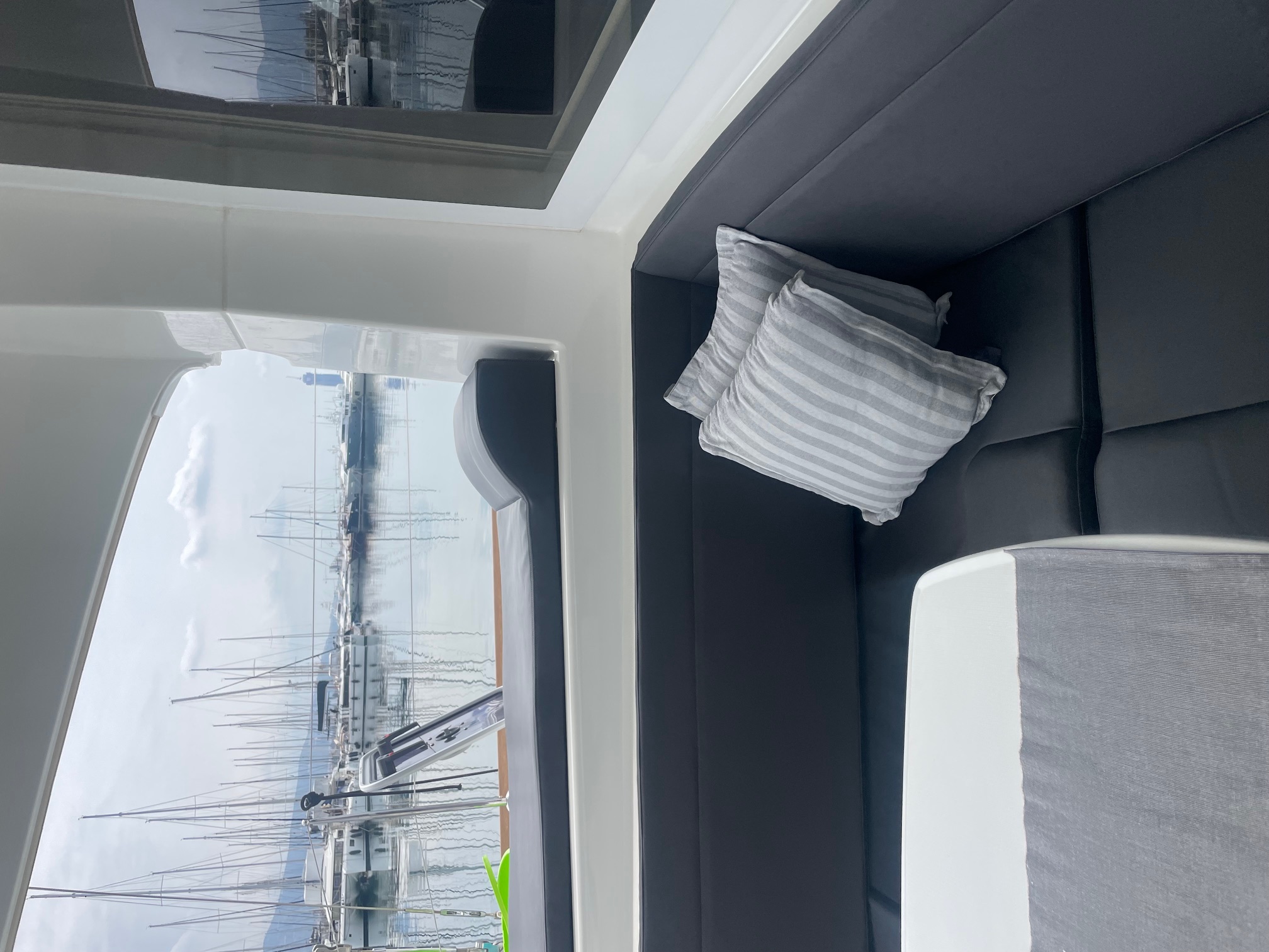 Lagoon 40 (4 cab.) — photo 13