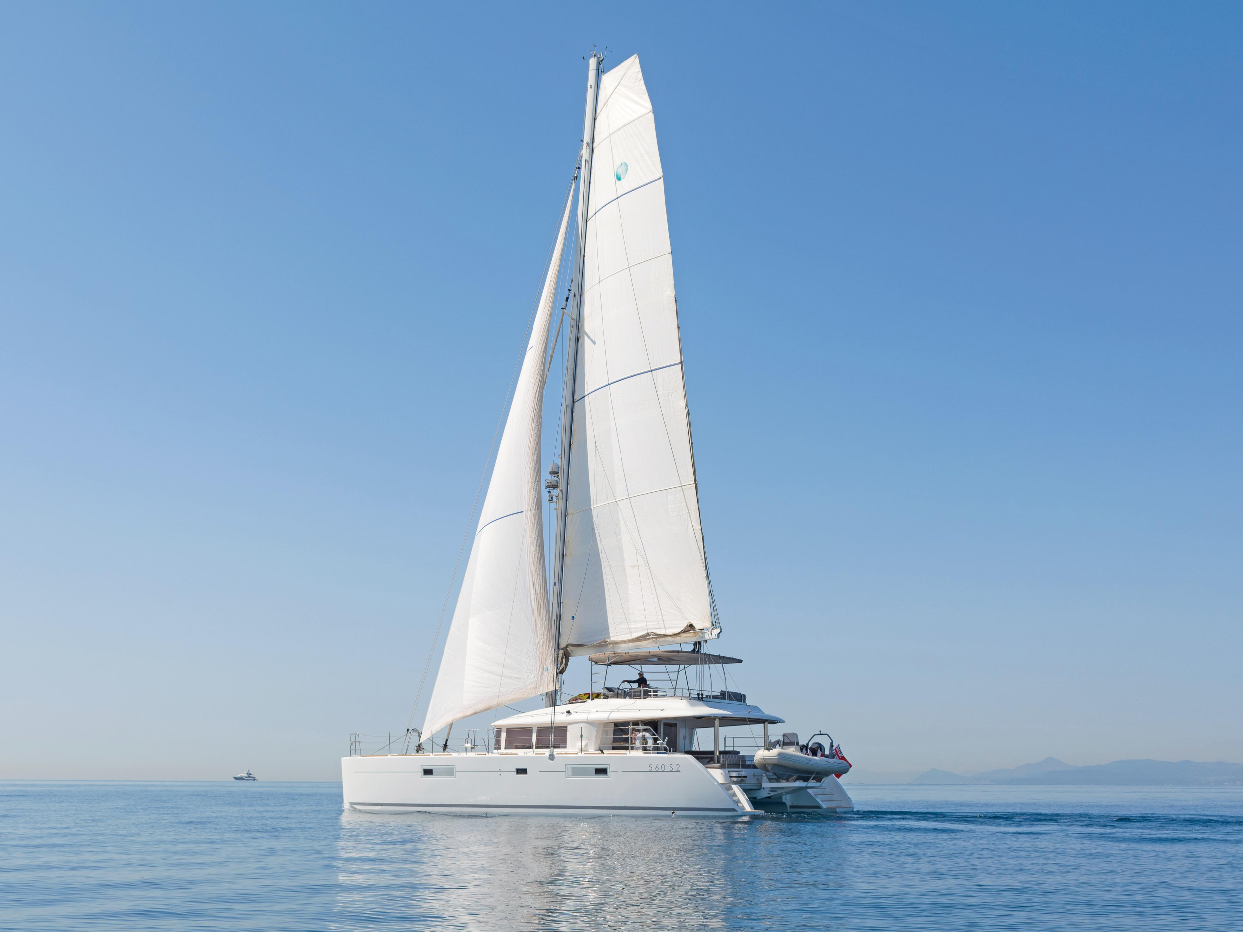 Lagoon 560 — photo 15