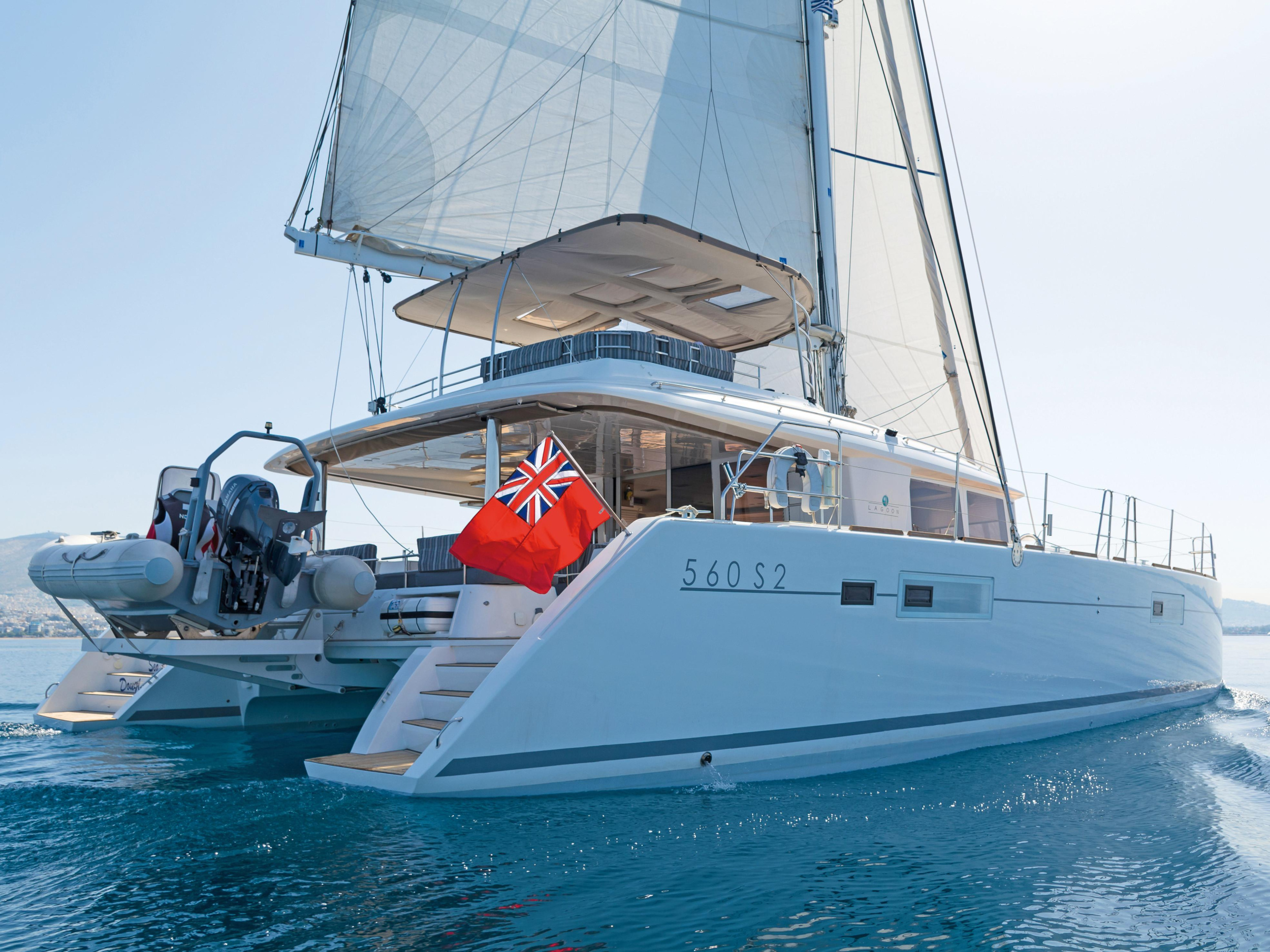 Lagoon 560 — photo 30